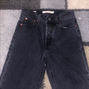 Levi’s Wedgie Straight Jeans